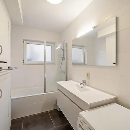 Comfortable Flat In The Heart Of * ブランケンベルヘ